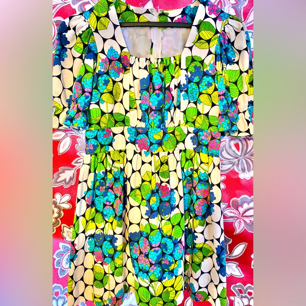 Vintage 1960s Psychedelic mini.